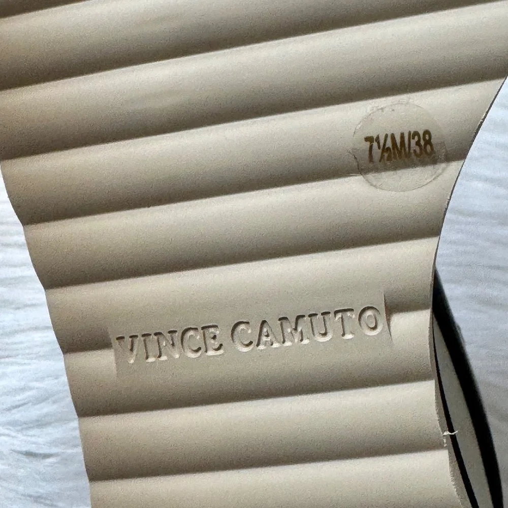 Vince Camuto vince camuto